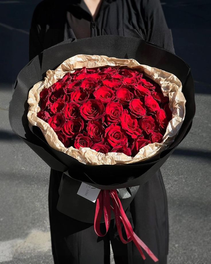 Bó Hoa Hồng Tông Màu Đỏ