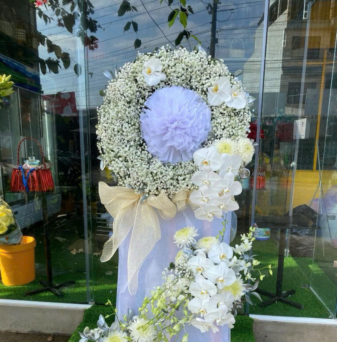 Đặt Hoa Đám Tang Bình Chánh