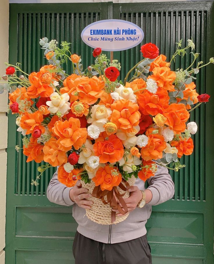 Mẫu Giỏ Hoa Tông Màu Cam